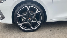 CUPRA Leon 1.5 eTSI 150 V2 5dr DSG Petrol Hatchback